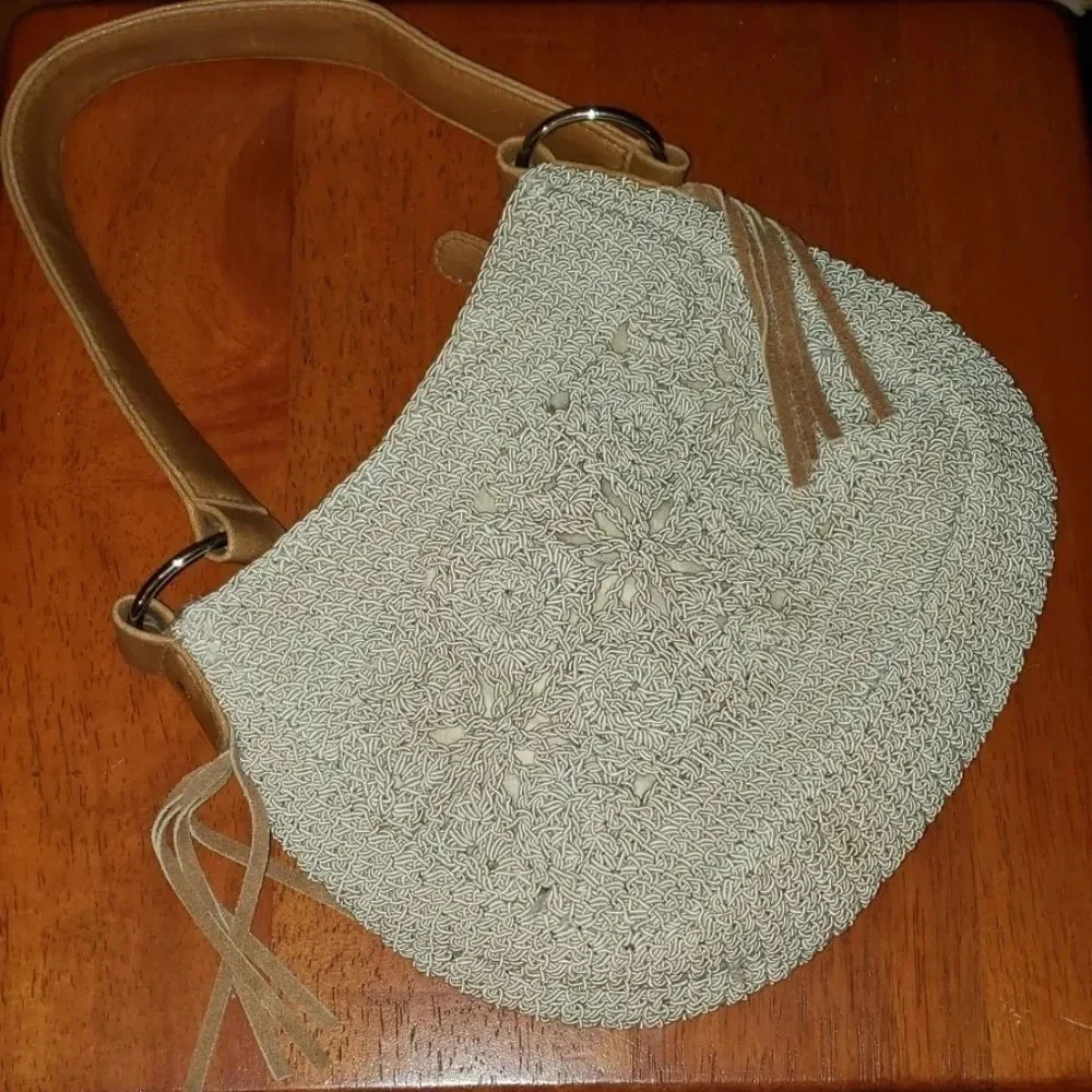 Chateau Small beige bag with flower leather fringe